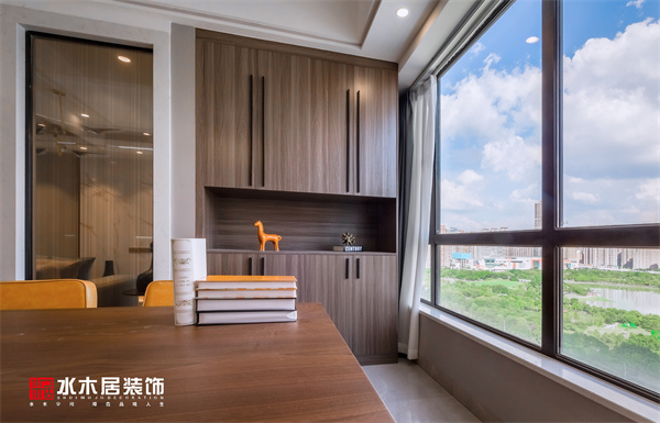 現代風格  公園大觀3棟  復式 現代風格  公園大觀3棟  復式